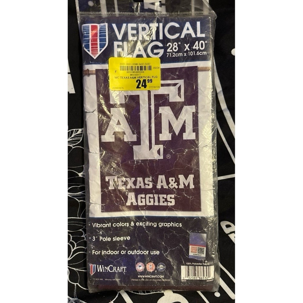 NEW Wincraft NCAA Texas A&M Indoor/Outdoor Vertical Flag, 28"x40"